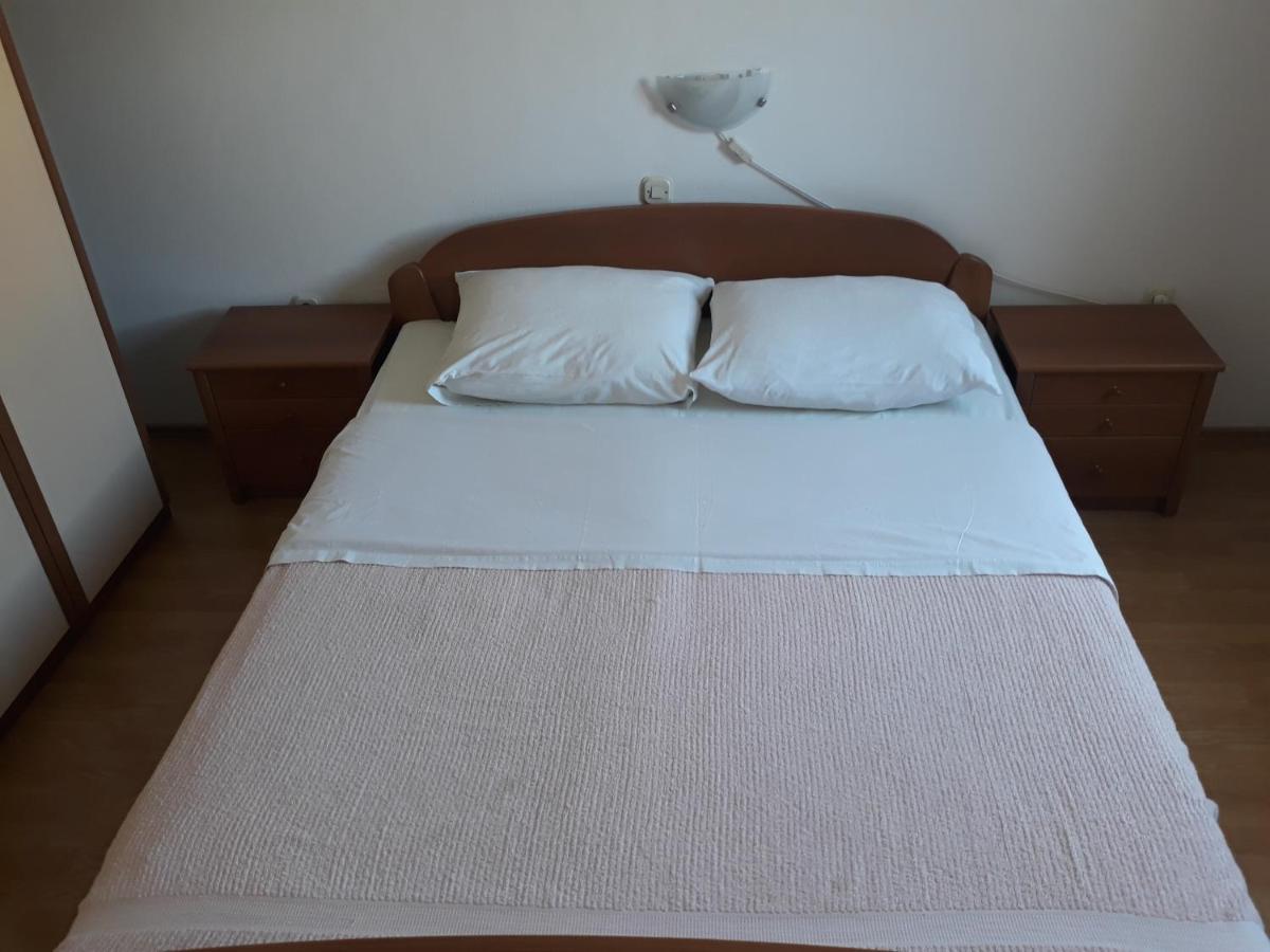 Apartments Denis บัชกา ภายนอก รูปภาพ